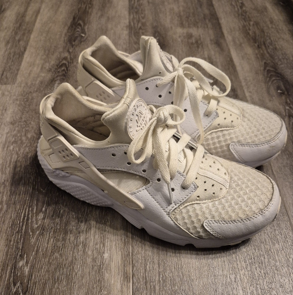 Nike Huraches - Picture 3 of 4